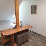 Feherkolapa Turistahaz Panzio *