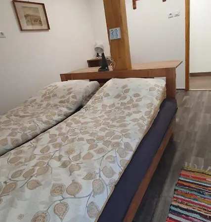 Feherkolapa Turistahaz Panzio Hostel *