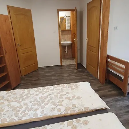 Feherkolapa Turistahaz Panzio