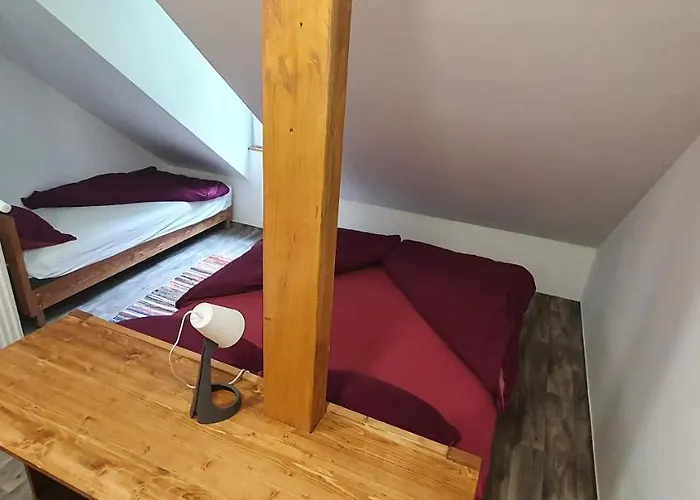Feherkolapa Turistahaz Panzio