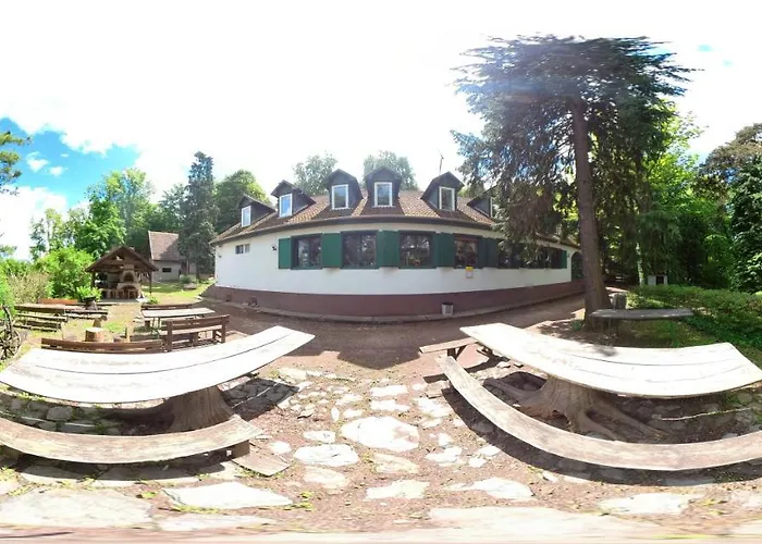 Feherkolapa Turistahaz Panzio Lillafured