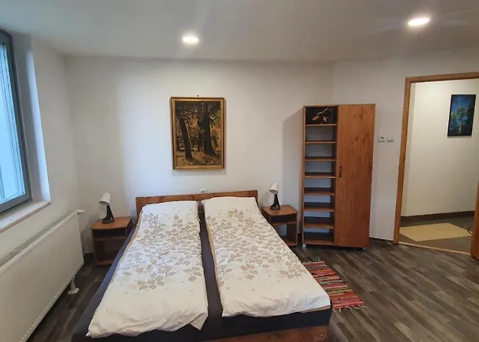 Feherkolapa Turistahaz Panzio Hostel
