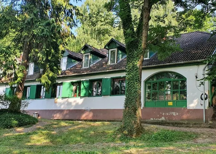 Hostel Feherkolapa Turistahaz Panzio Lillafured